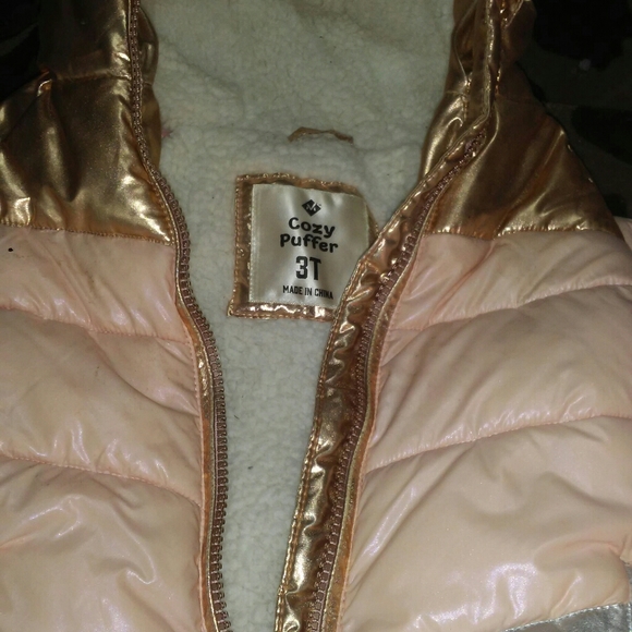 Girls coat - Picture 2 of 2